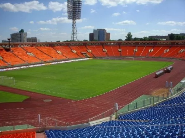 Natsional'nyy Futbol'nyy Stadion