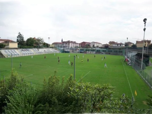 Stadio Comunale La Rocca