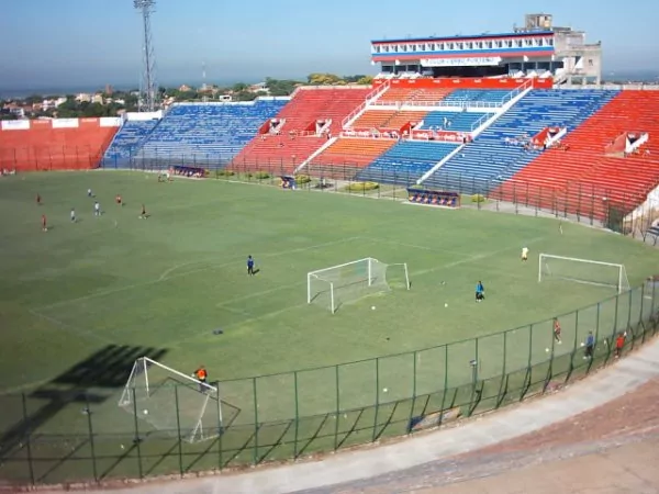 Estadio ueno La Nueva Olla